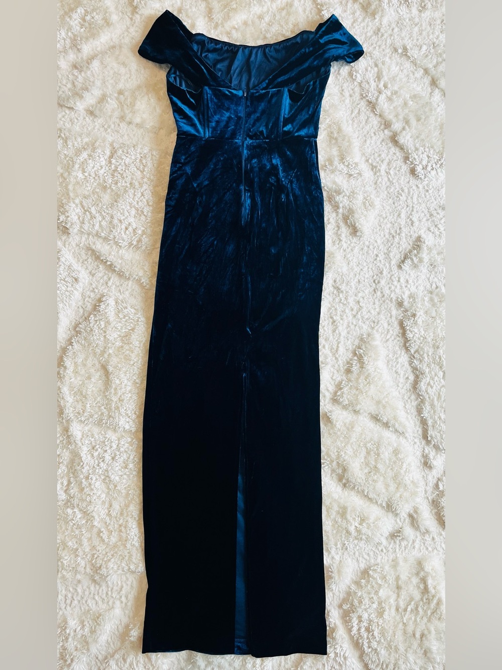 Line & Dot DuJour Gown Blue Velvet Size M - Picture 2 of 13